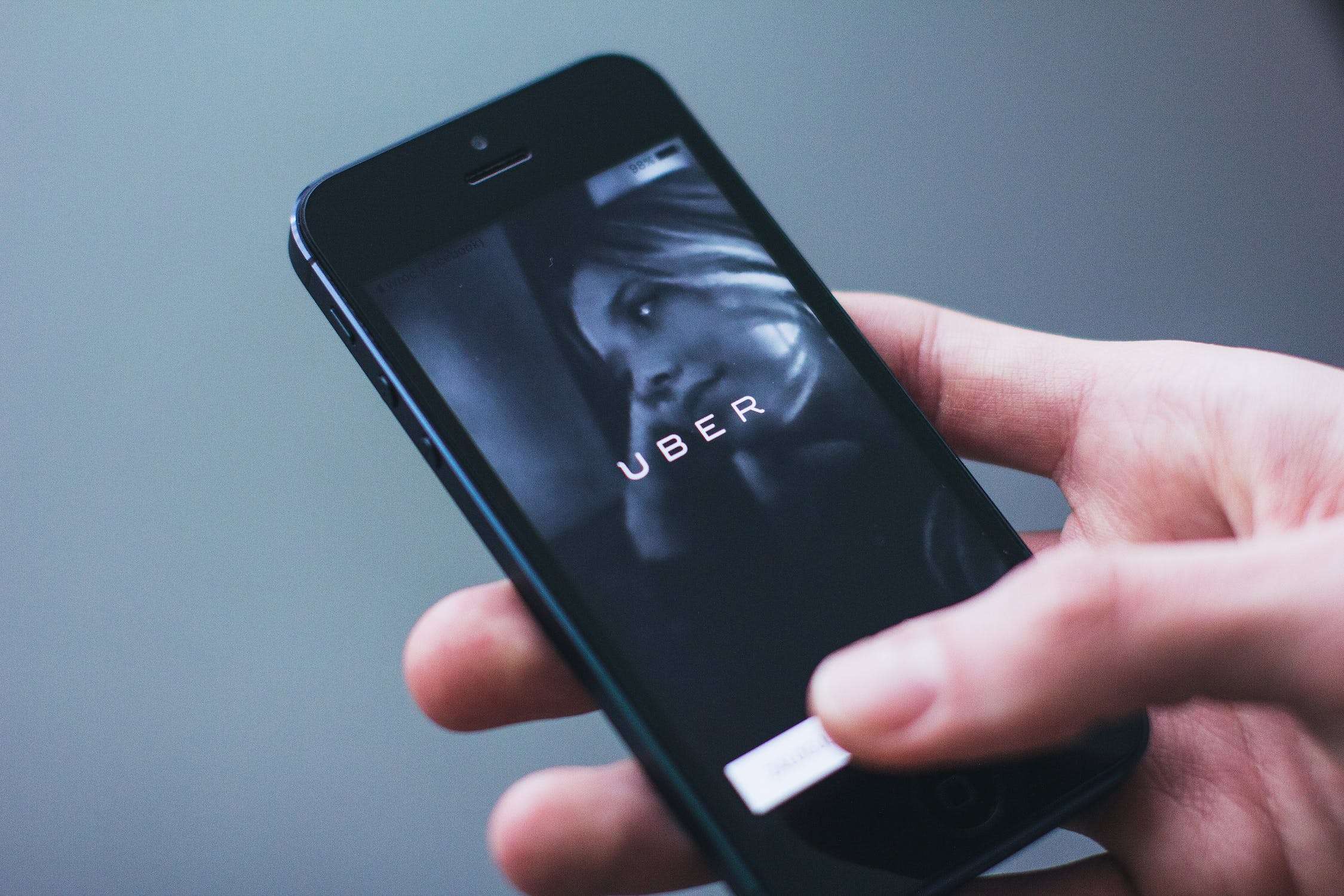 أسهم شركة UBER تسعى إلى تحقيق اختراق ملحوظ مع صدور تقرير أرباحها